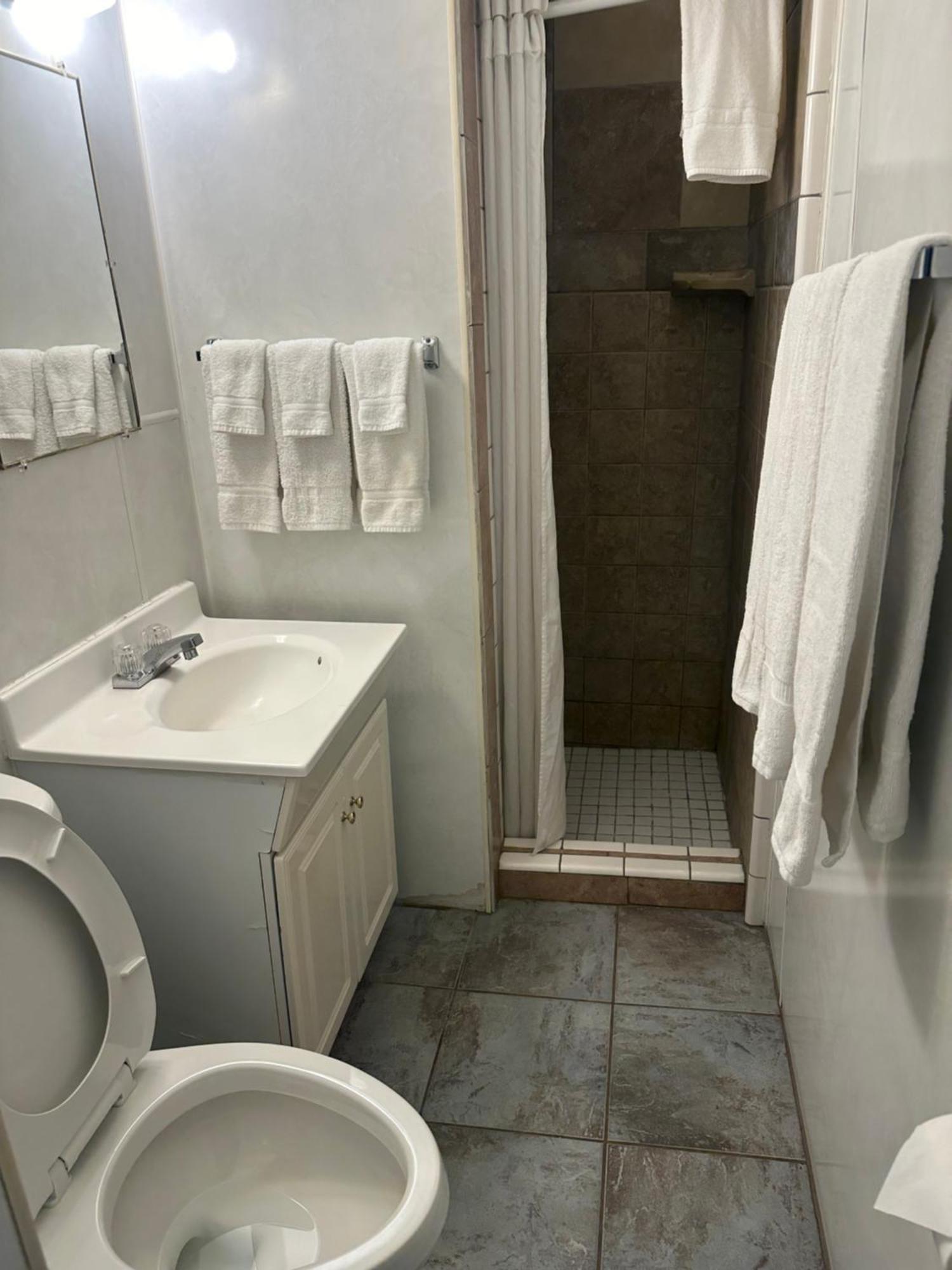 Grand Central Motel Ийли Екстериор снимка